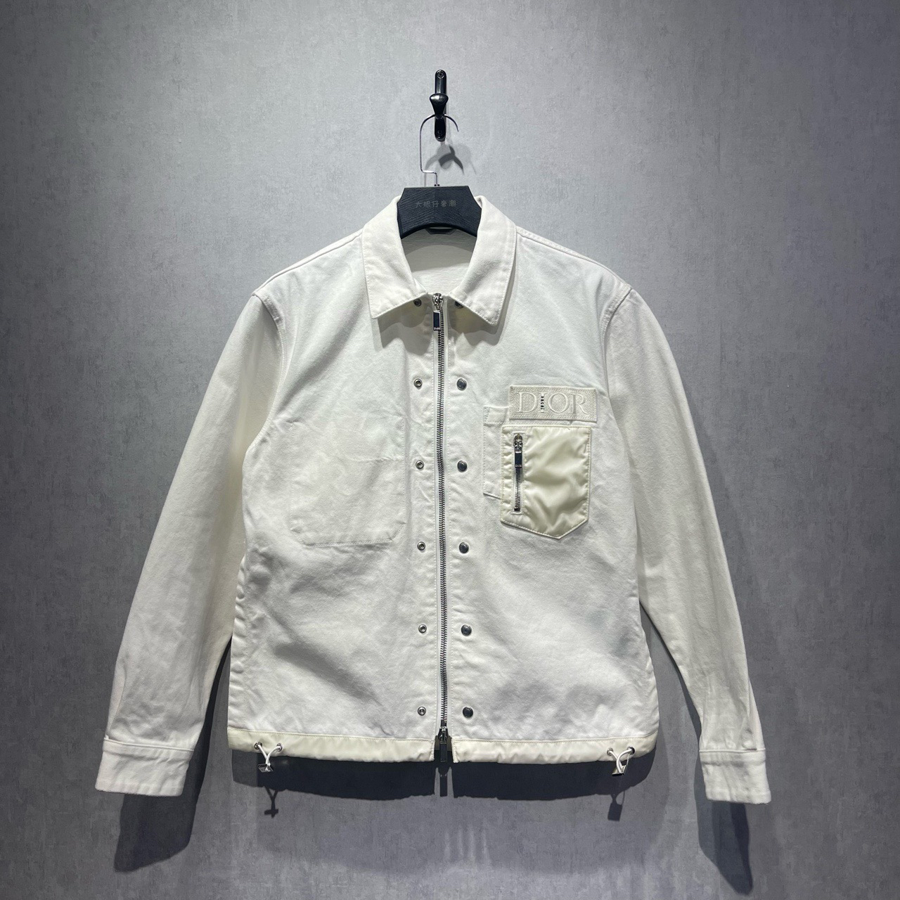 99新 DIOR/迪奥 x sacai联名款白色刺绣字母拉链外套/46码