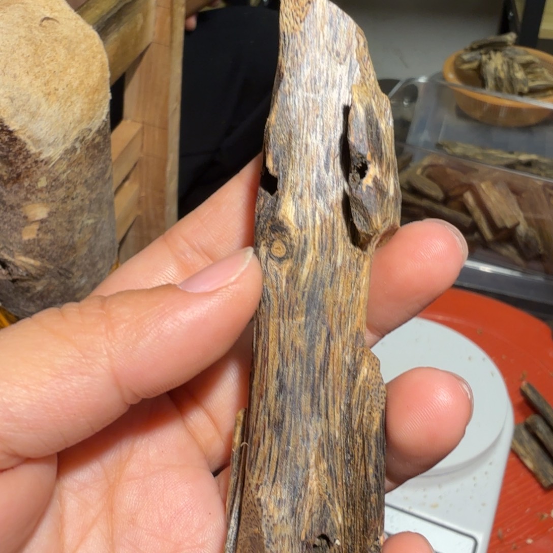 白奇沉香块料沉香