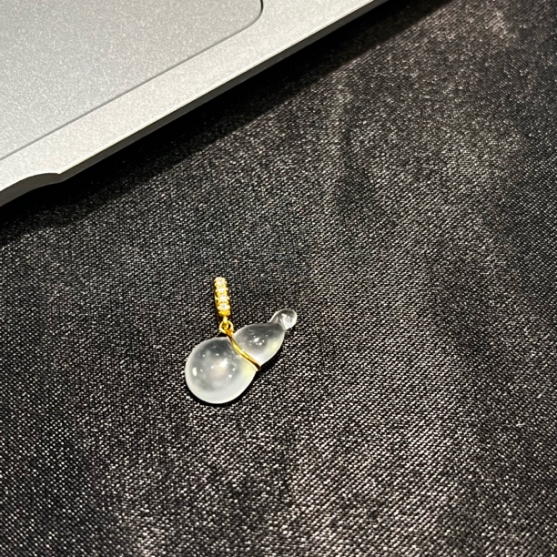 优翠珠宝18K金玻璃种葫芦翡翠吊坠小滴流起光精致