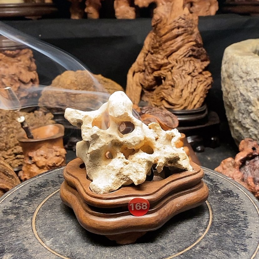 【闪购商品】168号天然太湖石香炉工艺