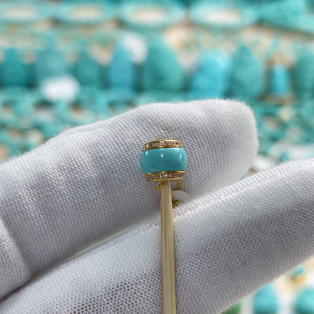 绿松石珠宝奇石18K金镶嵌