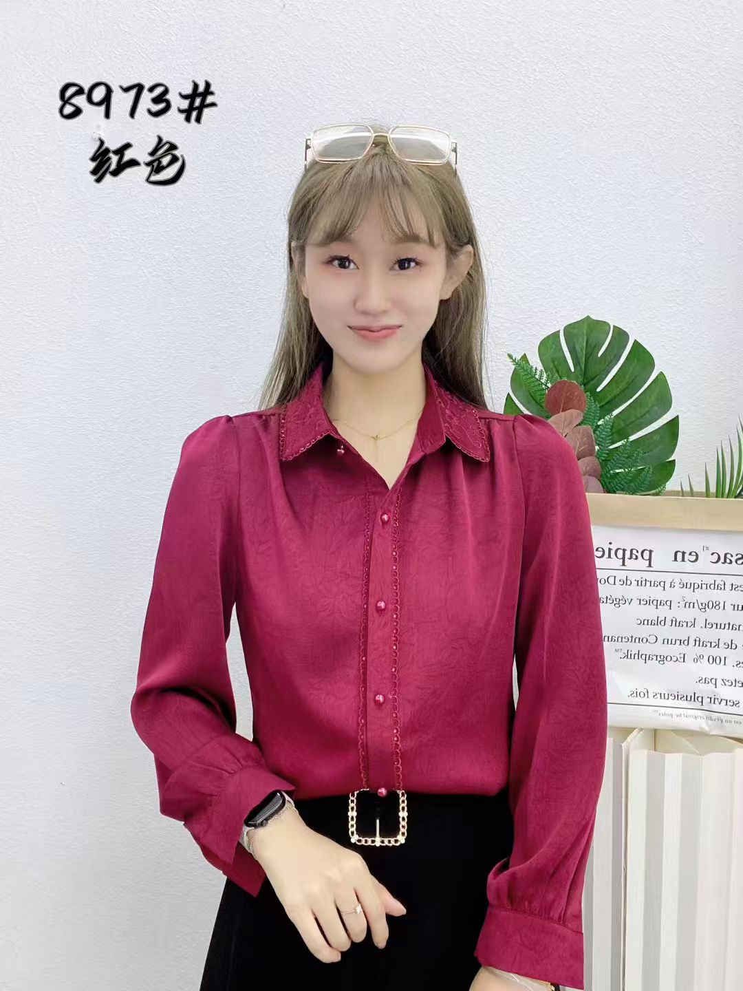 2025年SA秋季新款女士衬衫重工刺绣设计感翻领纯色长袖百搭显瘦