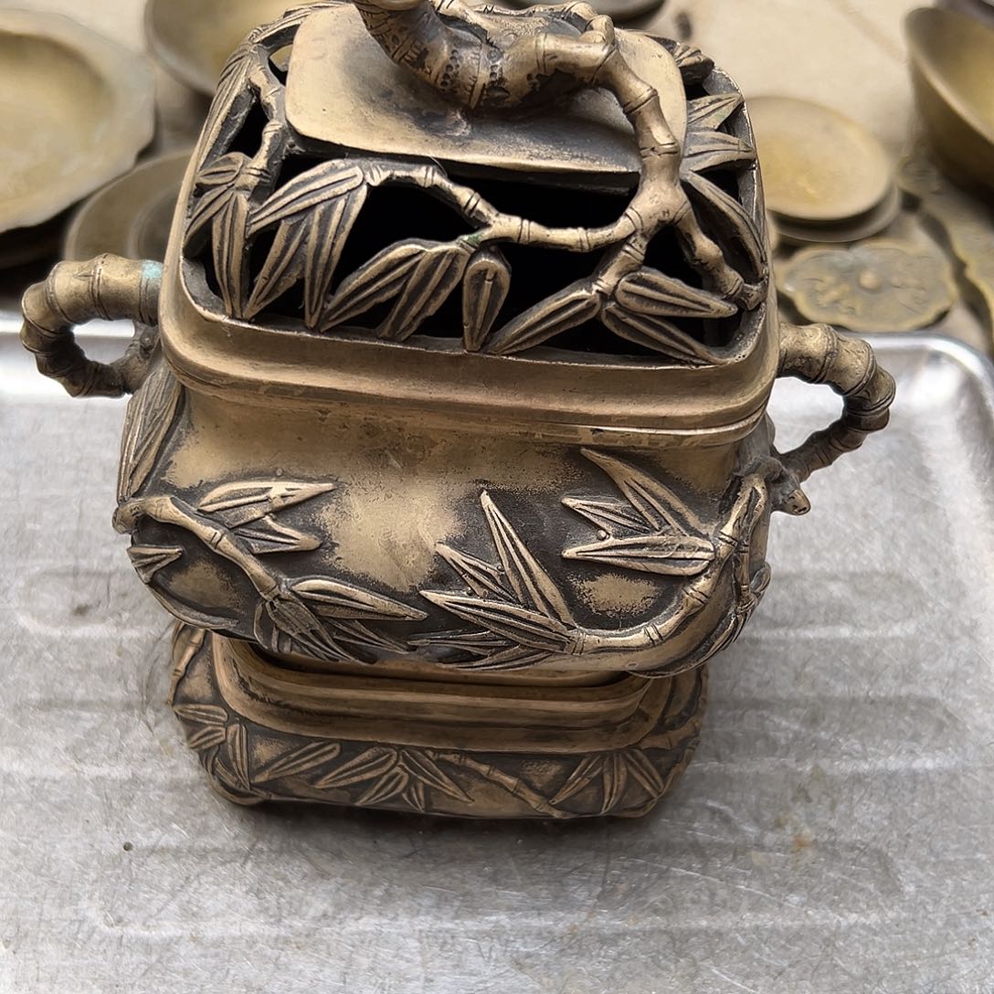 青***扬黄铜摆件，文房摆件