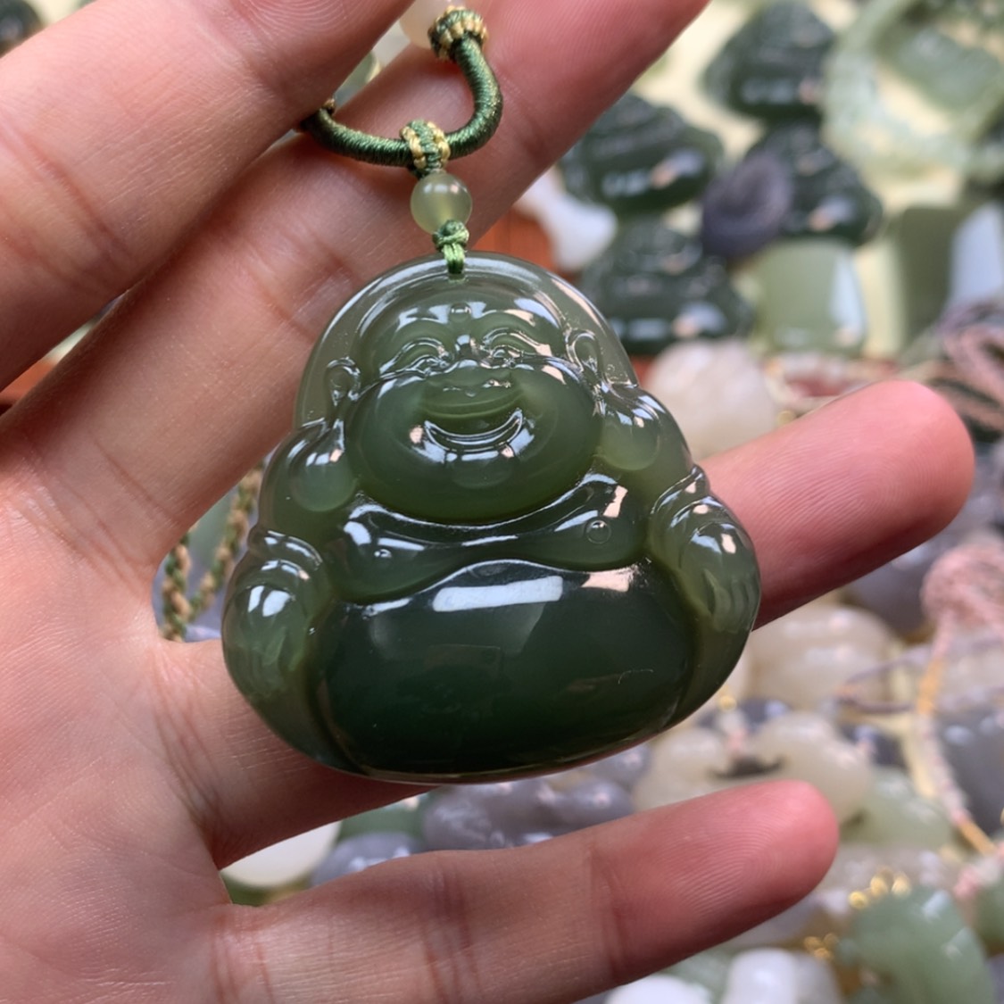 【闪购商品】和田玉颈饰未镶嵌?**