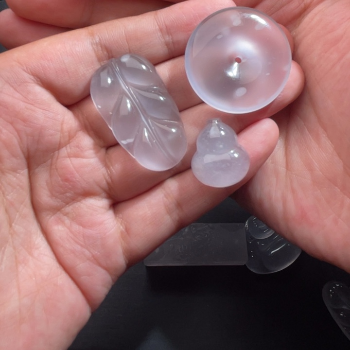 l***n石英质玉未镶嵌戒指