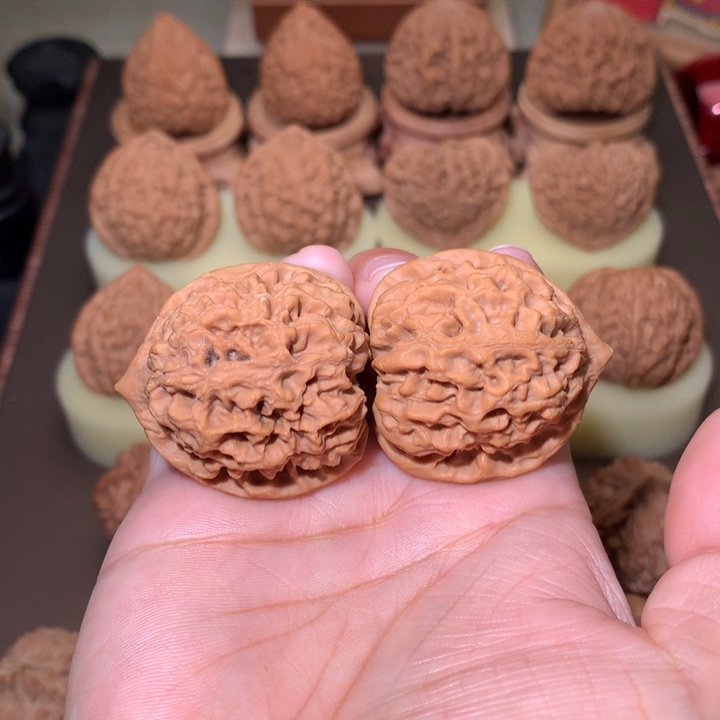 核桃文玩核桃把件太行龙纹