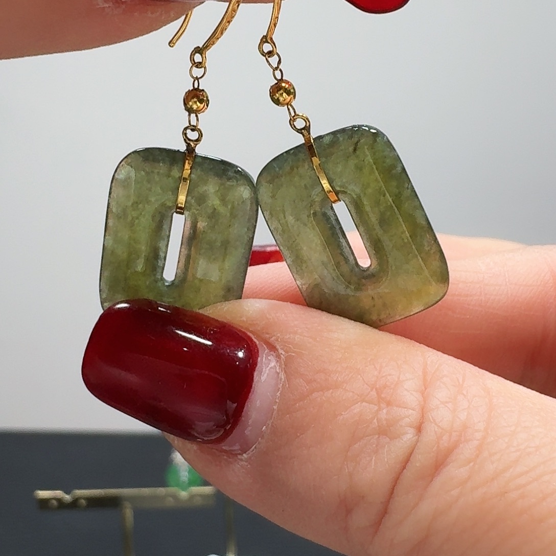 翡翠耳饰18K金镶嵌耳饰