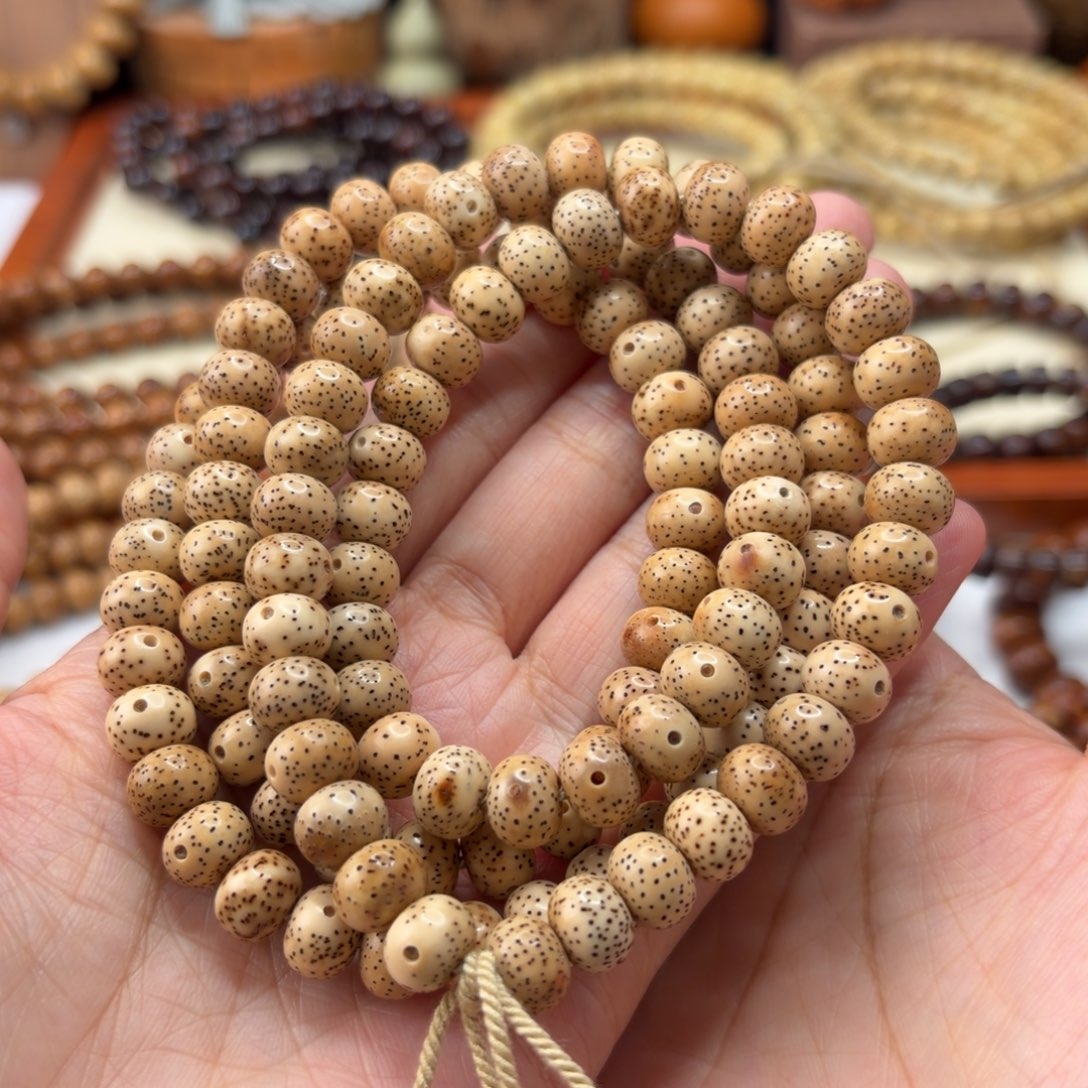 吊坠星月菩提陈籽