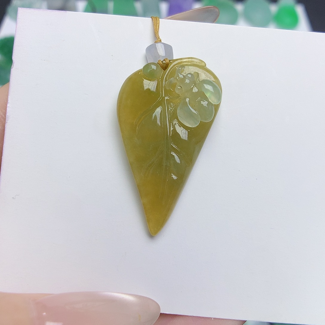 翡翠挂件未镶嵌8888888888