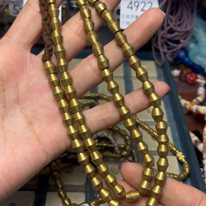 玻璃颈饰7431一条