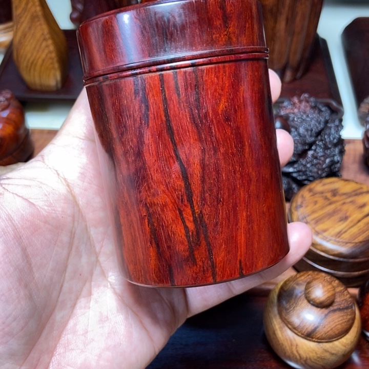 檀香紫檀（小叶紫檀）茶罐子