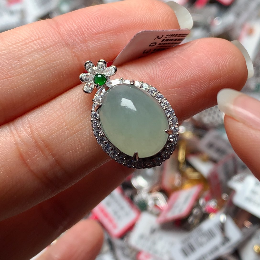 翡翠戒指银S925镶嵌天然翡翠吊坠