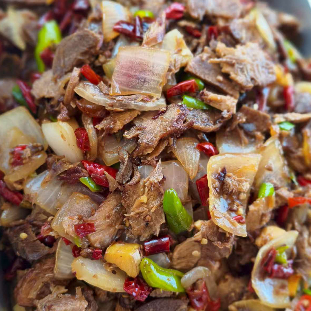 洋葱炒牛肉洋葱炒牛肉