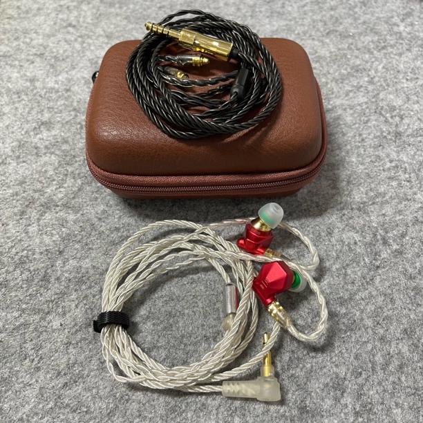 95新  拉赫曼尼Stella星夜女神万元旗舰发烧HiFi有线（红色限量版）