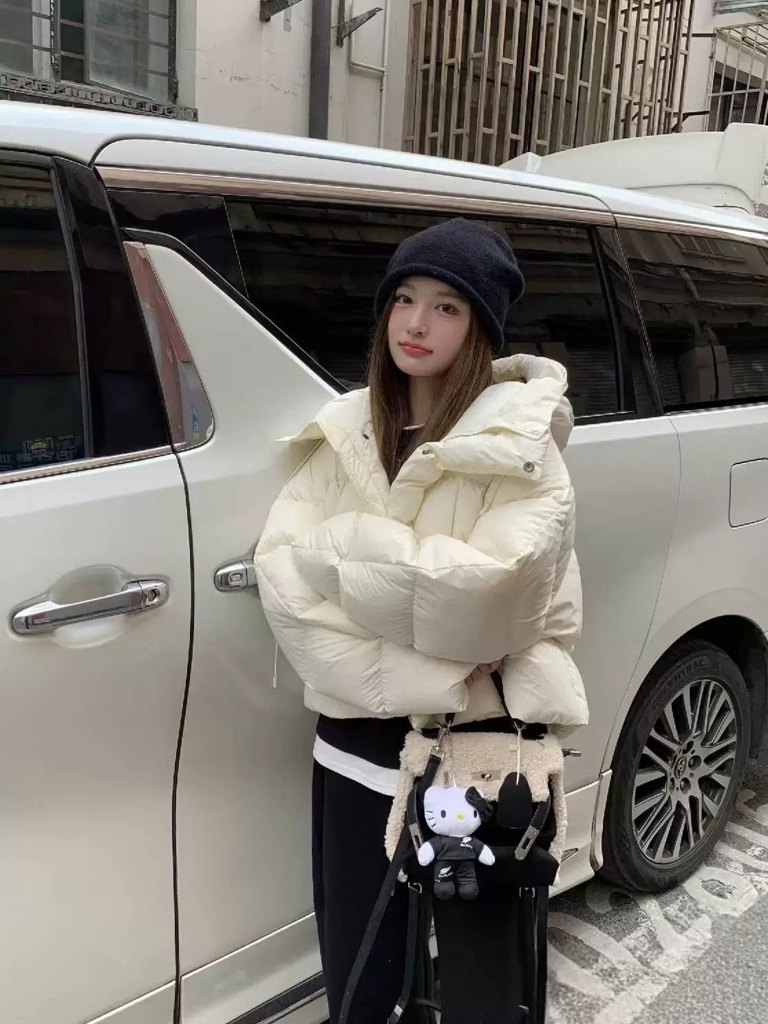泡芙短款白鸭绒面包服羽绒服2025小个子加厚保暖肯豆冬季外套嘉兴