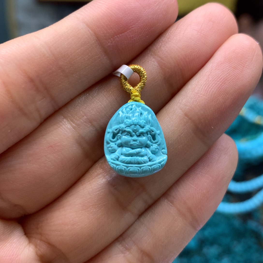 绿松石配饰未镶嵌