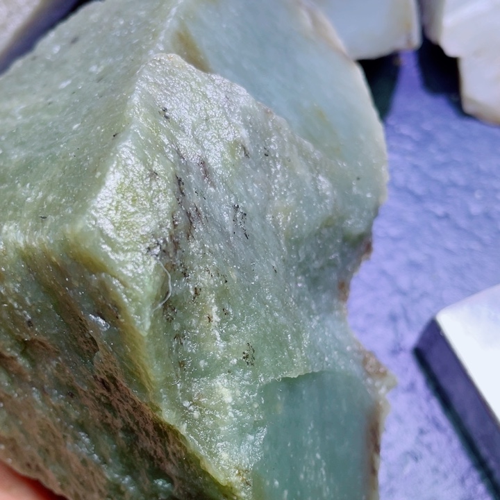 和田玉未镶嵌珠宝半成品