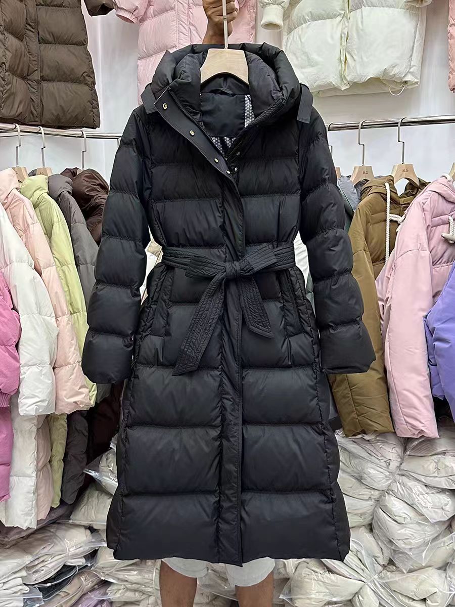反季羽绒服冬季女加厚修身收腰显瘦过膝长款时尚羽绒外套连帽