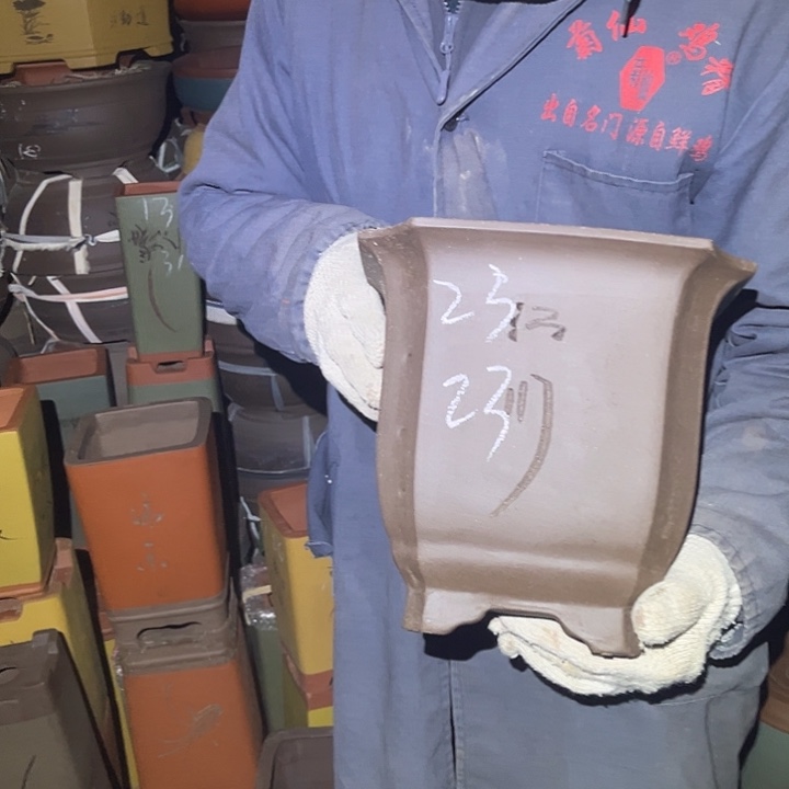 紫砂花盆紫砂花盆和小
