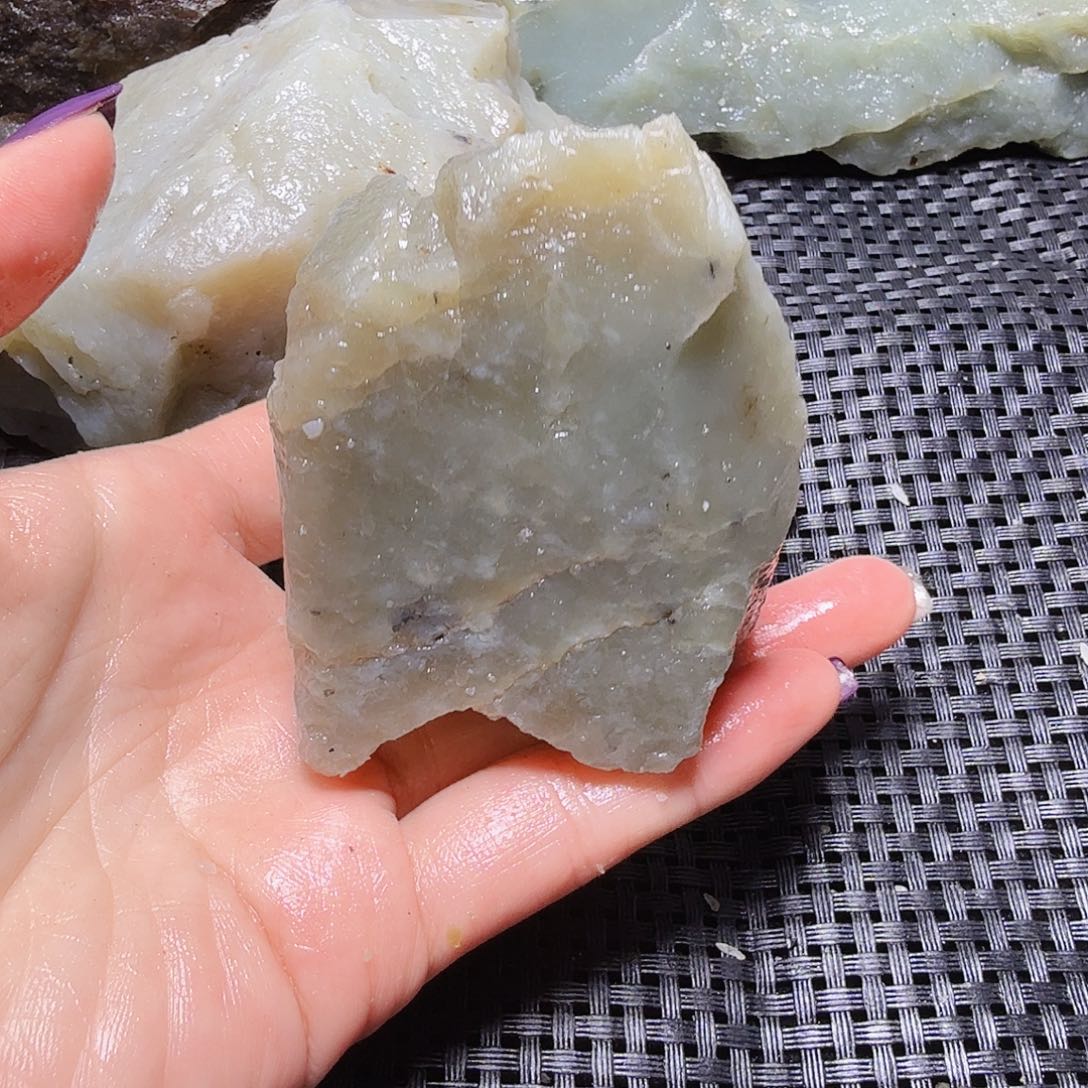 和田玉（糖玉）未镶嵌珠宝半成品