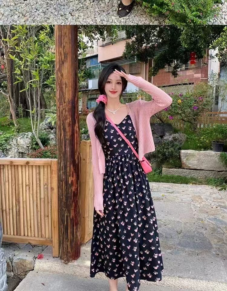 早春新款温柔风气质碎花吊带中长连衣裙➕粉外搭两件套显瘦设计