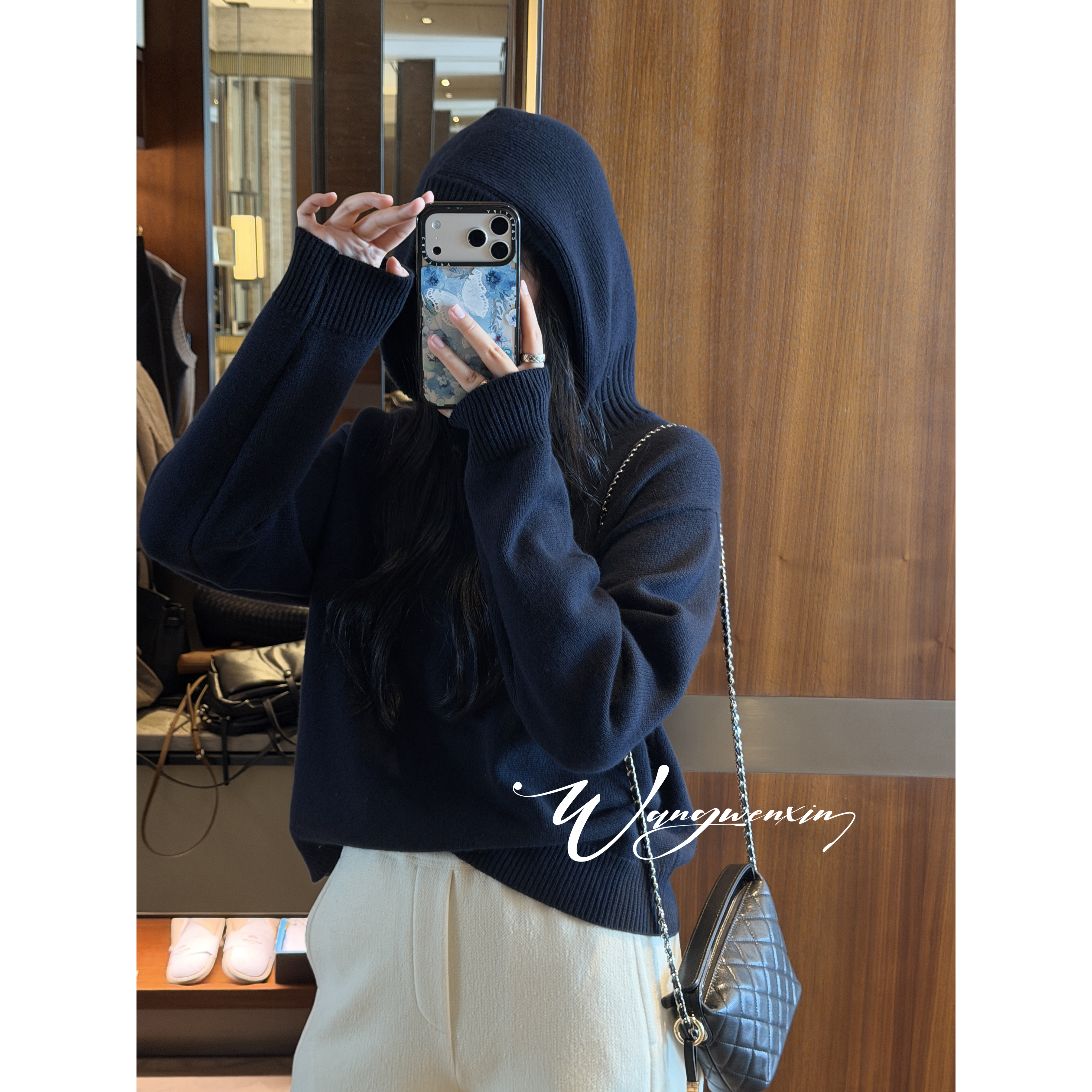 【王雯馨】 “匆匆那年”怒赞！推荐！！自留！这轻贵感！戴帽羊绒衫