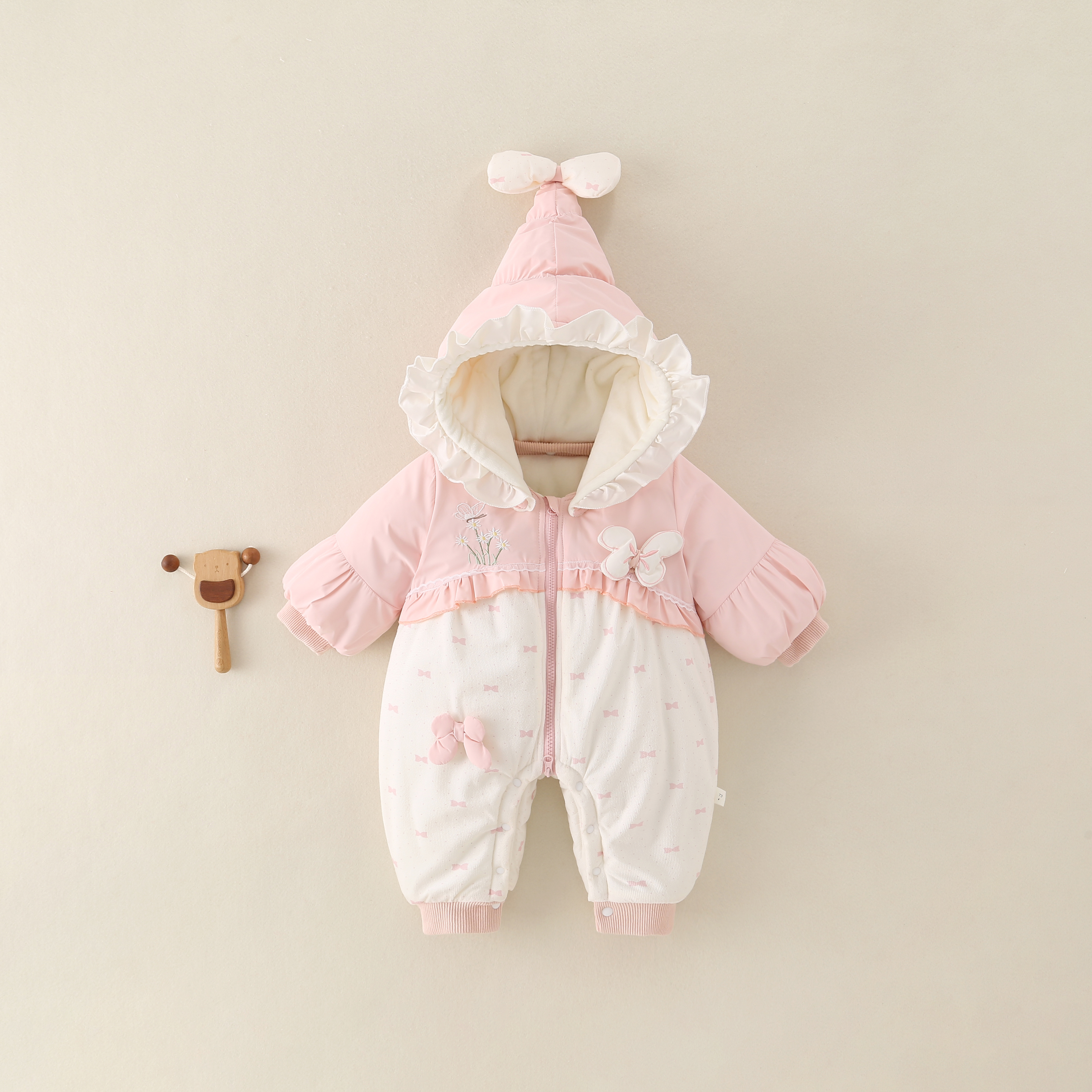 婴儿冬装衣服新生儿连帽连体衣女宝宝棉袄加厚哈衣棉服冬季外出