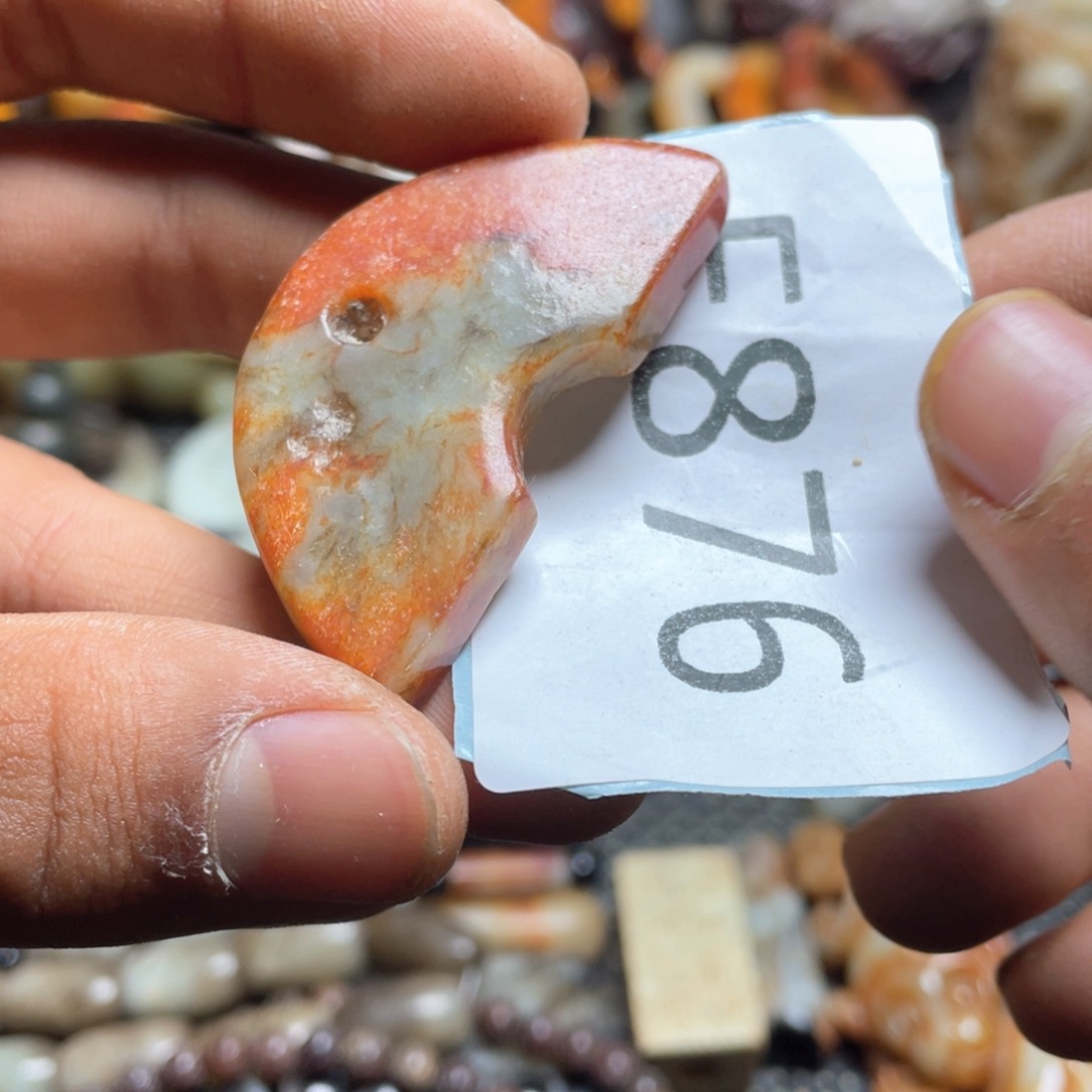 和田玉（糖玉）挂件未镶嵌