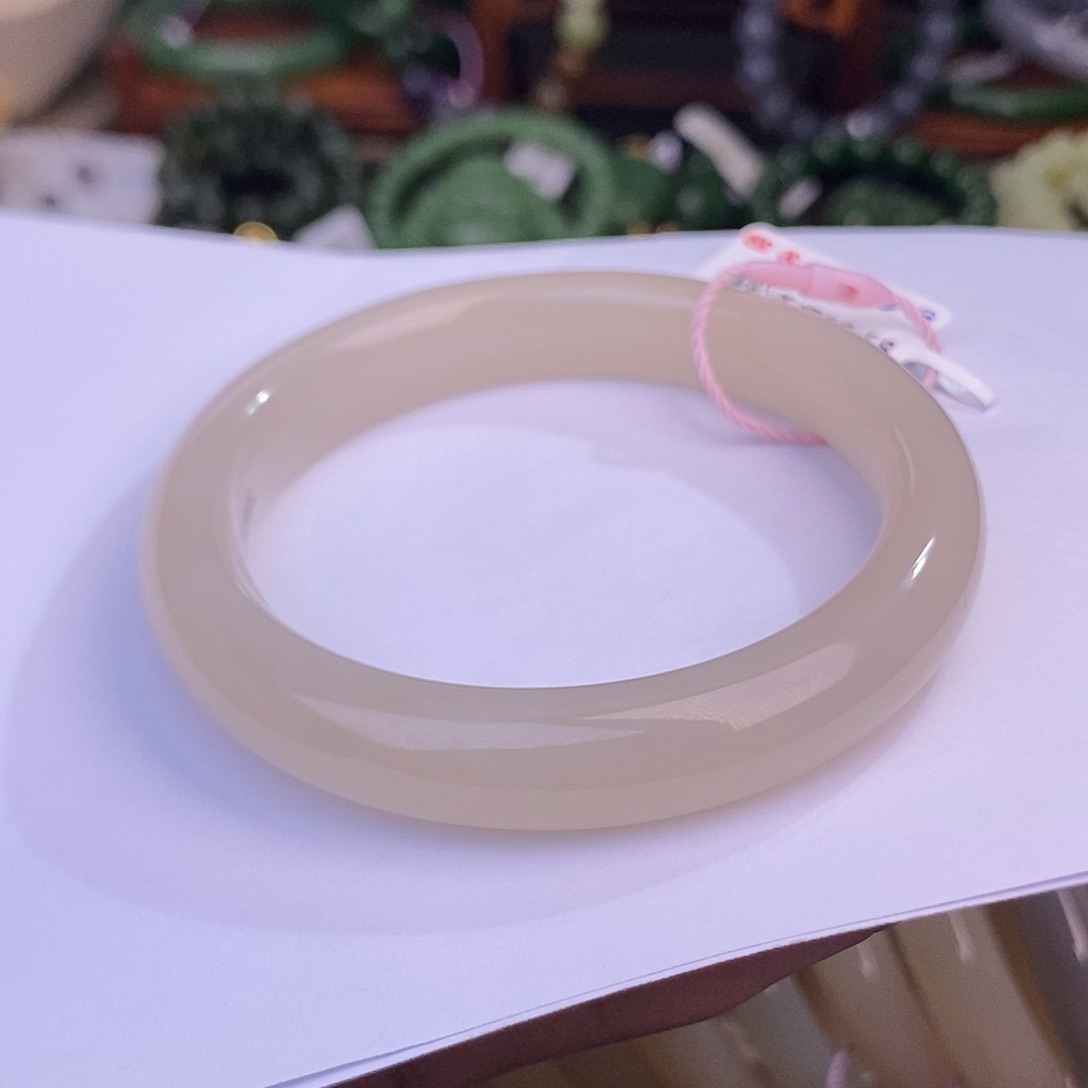 和田玉毕业级浓藕粉特细料手镯55.8未镶嵌