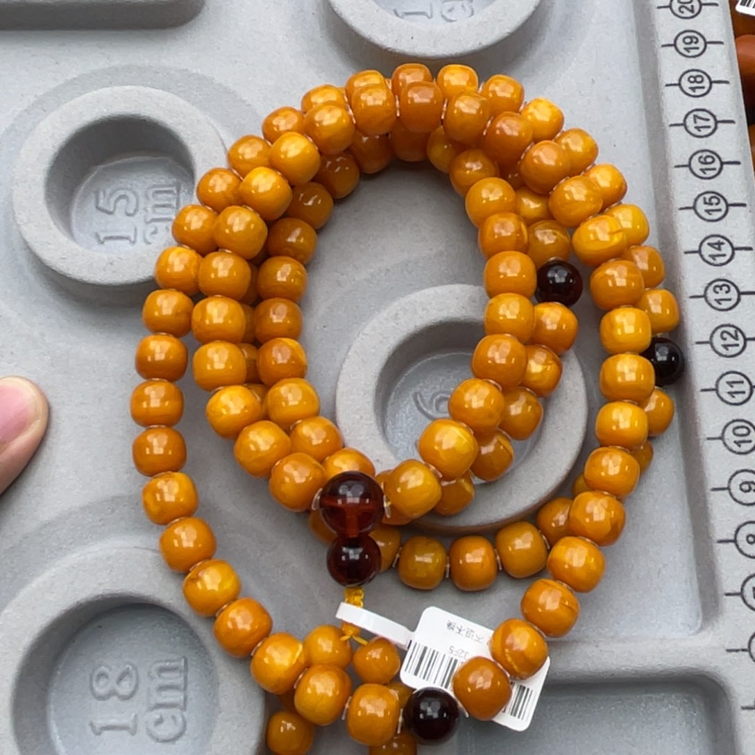 蜜蜡珠宝奇石未镶嵌