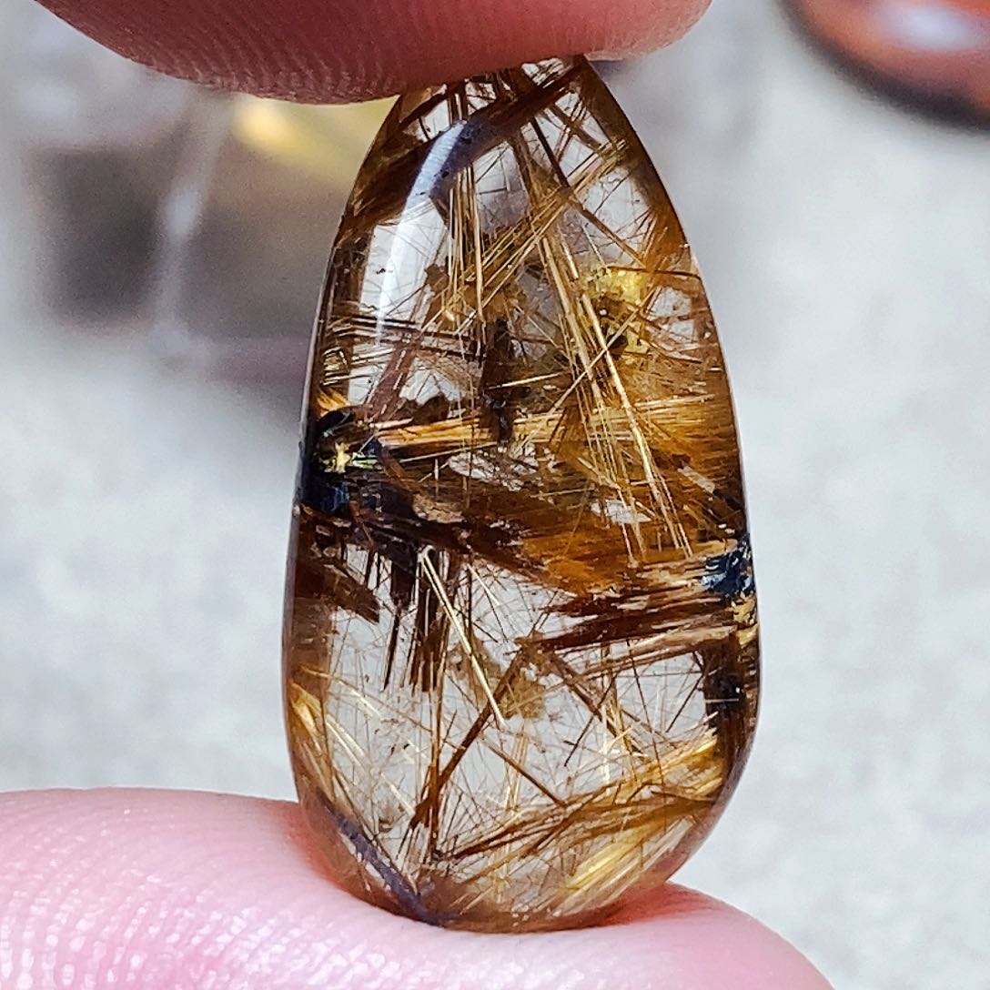 水晶颈饰未镶嵌年**南