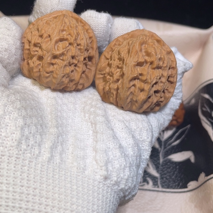 文玩核桃吊坠全品40白狮子