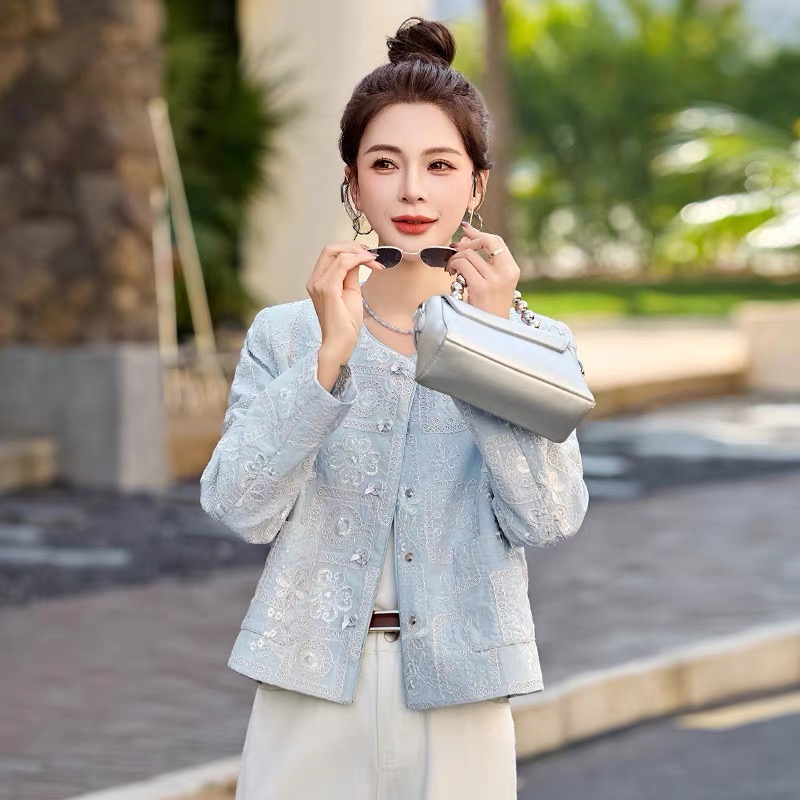 新中式刺绣国风外套女2025年秋季新款小香风超好看小个子短款上衣