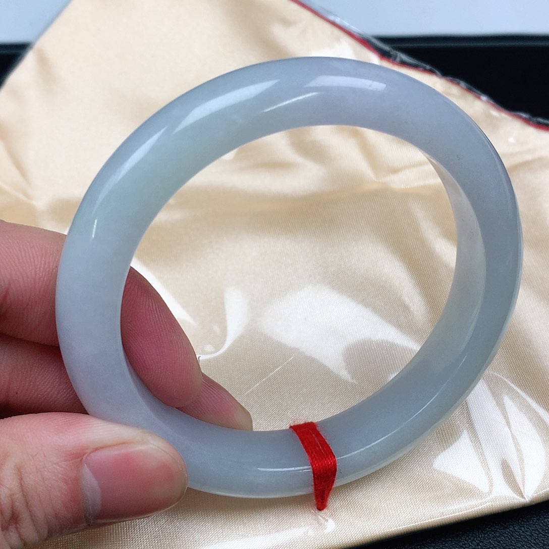 翡翠手镯未镶嵌圈57