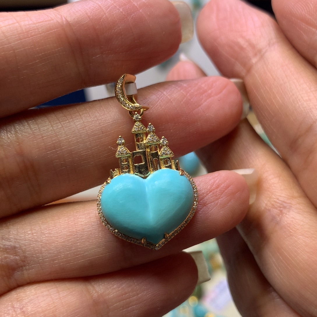 18K金镶嵌绿松石吊坠