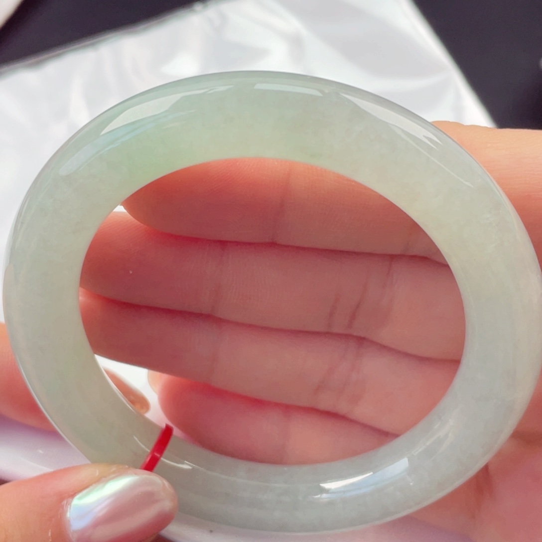 翡翠未镶嵌手镯56圆条