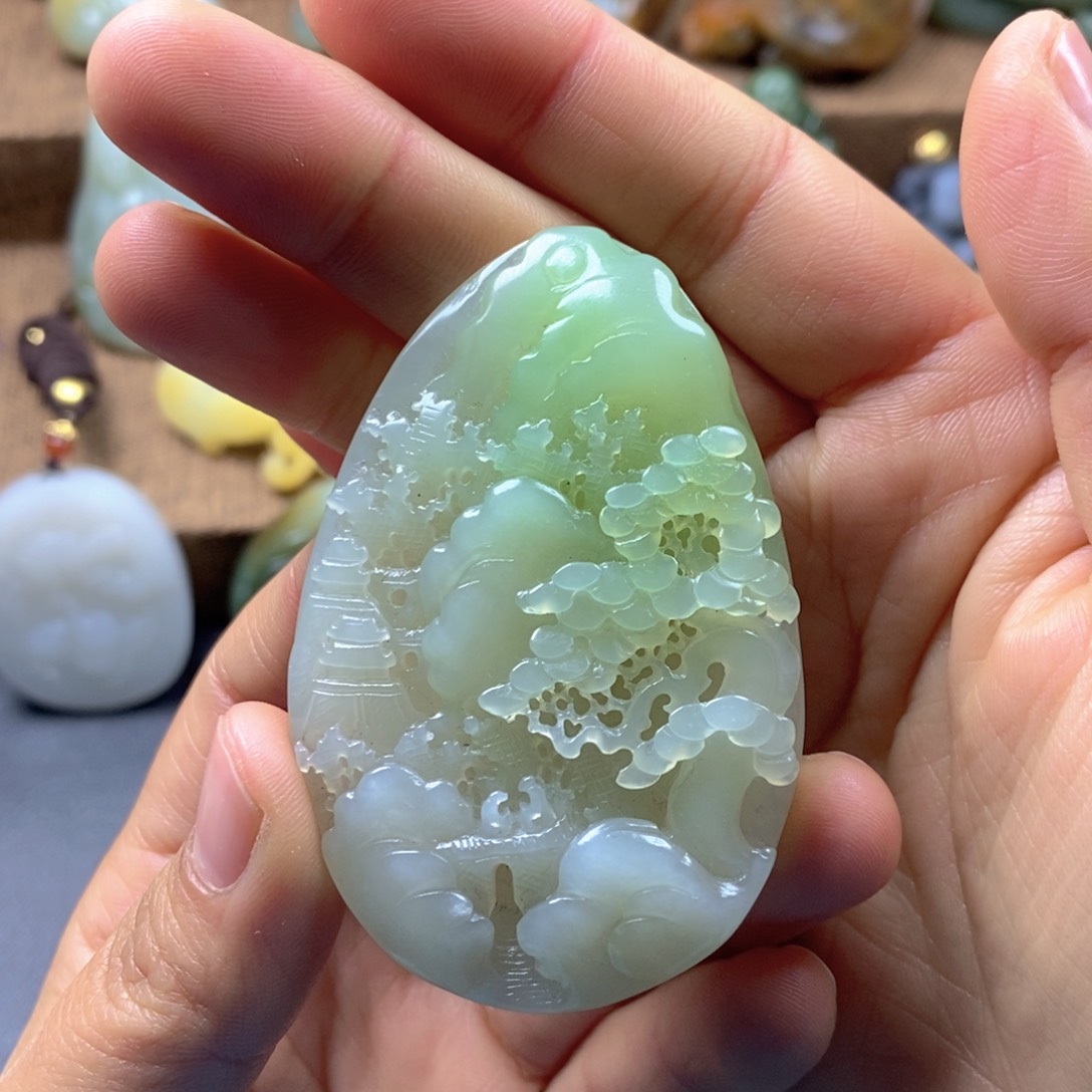 未镶嵌和田玉挂件