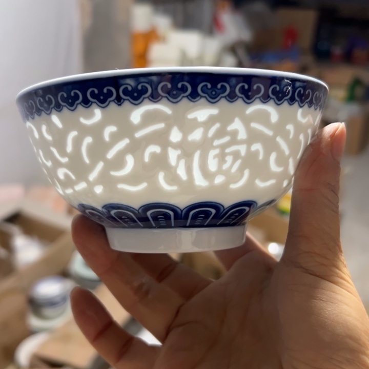 陶青花5寸雕刻福字饭碗