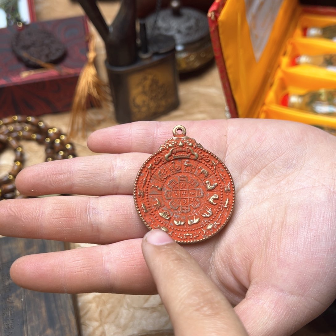 滴血莲花菩提吊坠