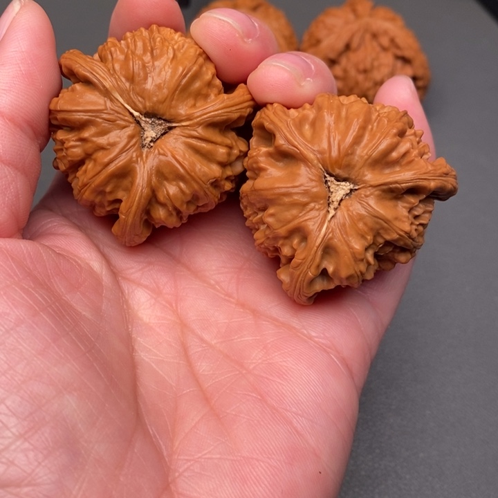 佳***店吊坠文玩核桃核桃核桃，副