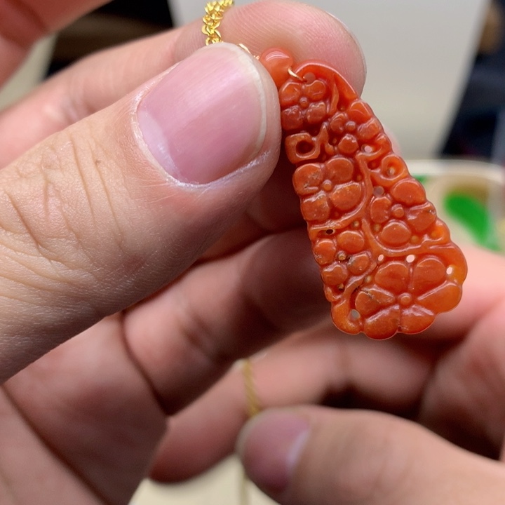 翡翠颈饰未镶嵌吊坠规格