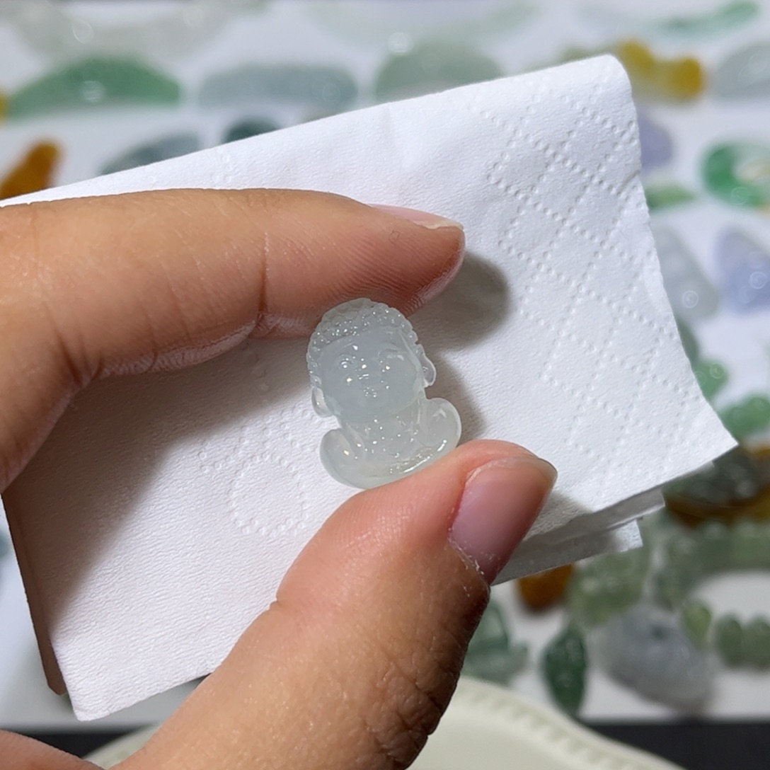 定制翡翠未镶嵌宝宝佛