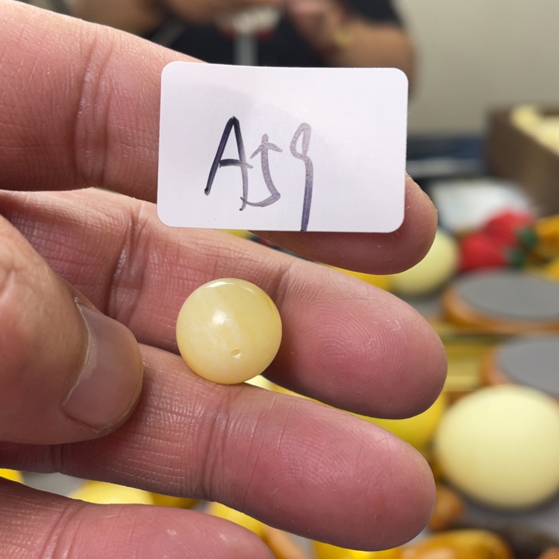 手链琥珀未镶嵌多样性发，发其中一件