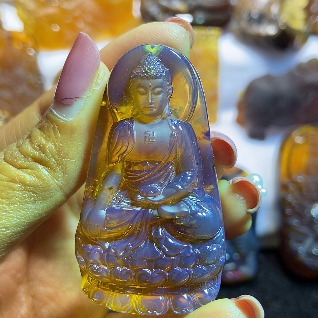 琥珀颈饰未镶嵌朝***汇如来佛