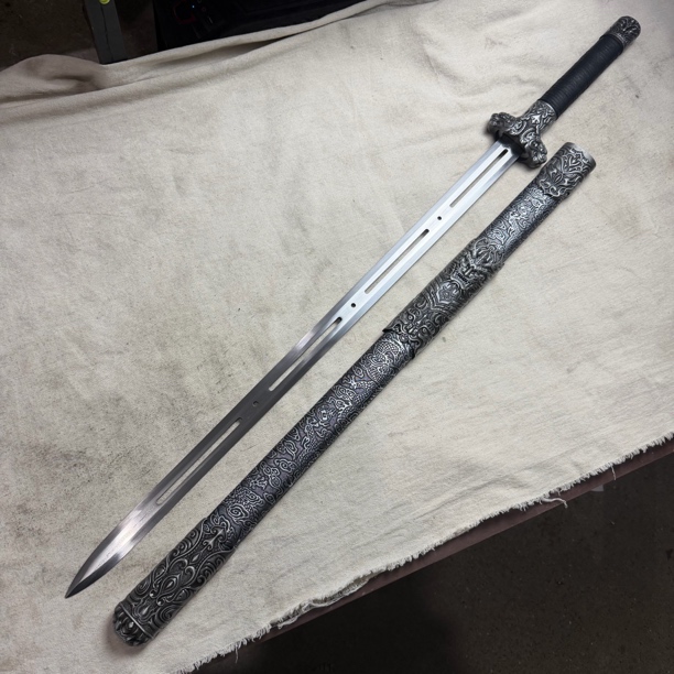 3512 龙泉昊天宝剑高锰钢唐横刀包皮鞘未开刃