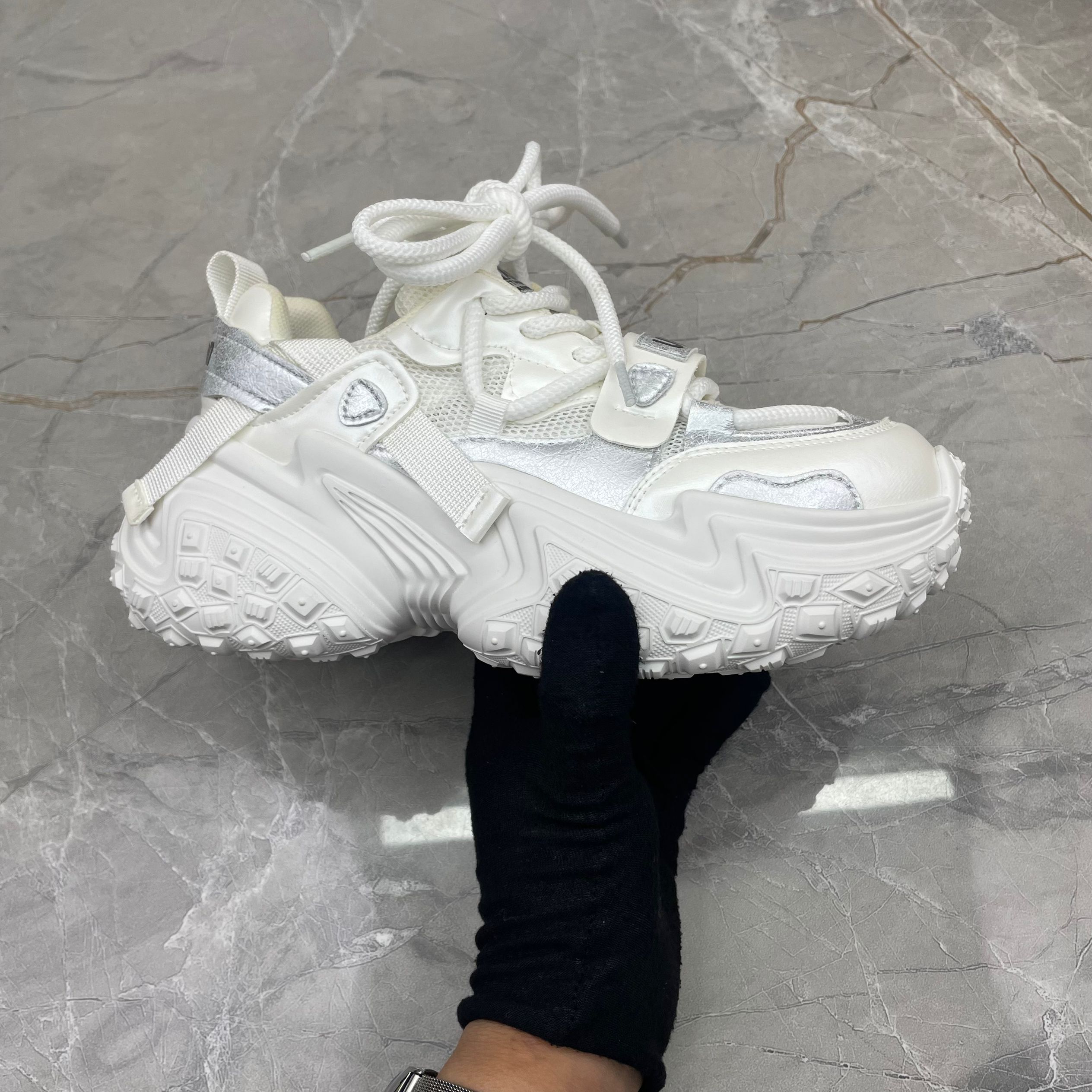 老爹鞋   女1283-8 （孤品）e区35码