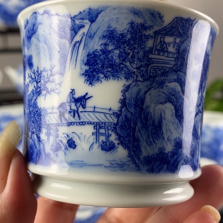 陶景德镇手工手绘青花山水