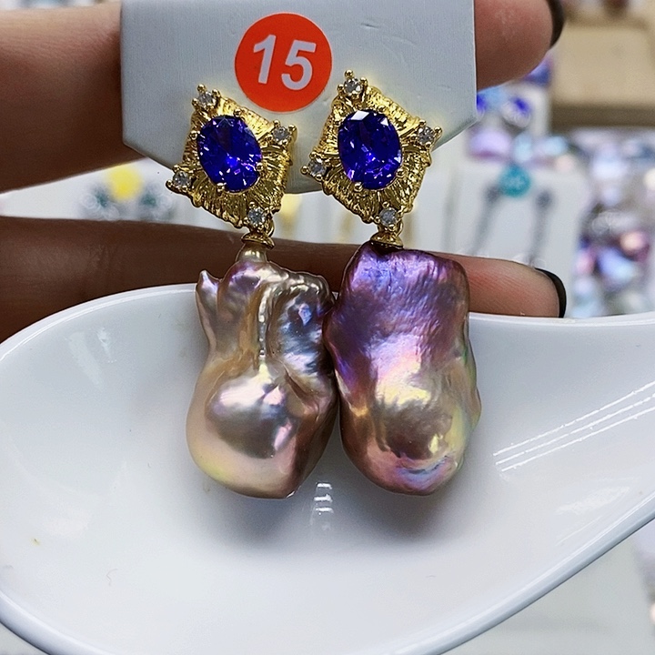 银S925镶嵌耳饰淡水珍珠