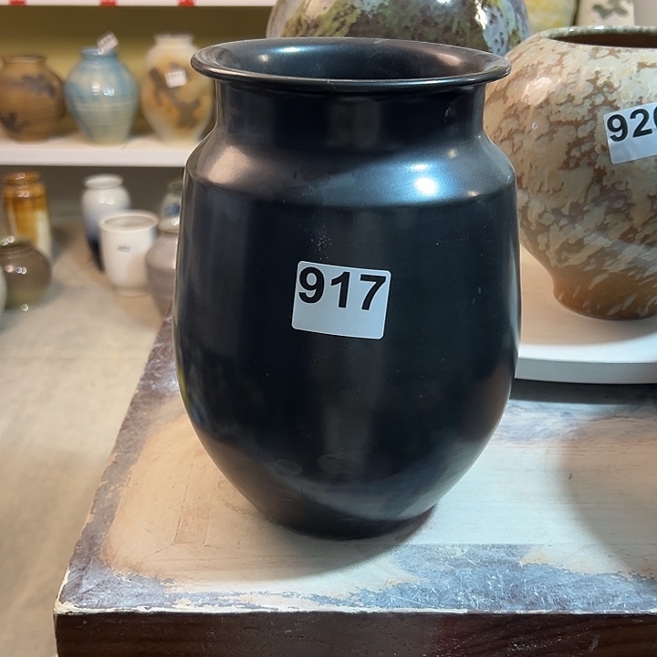 宁***车白泥花瓶口11，高24，
