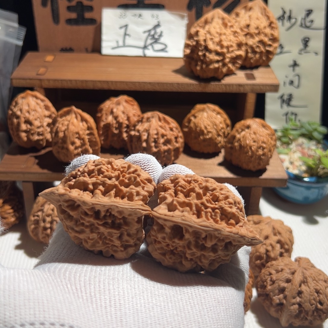 ****.核桃全品无修 48+ 老树红皮官帽